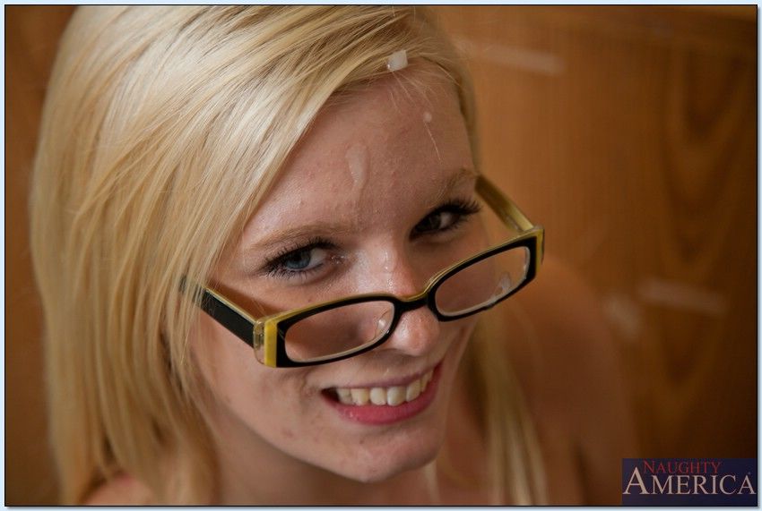gorąca Studentka Илэйна Rey nosi Skarpetki i okulary w zobacz rzeczywistość Lepiej