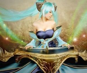 Best Sona Cosplay Collection..